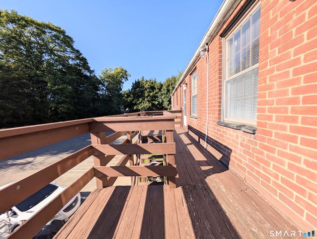 63 Mencel Circle C, Bridgeport, CT 06610