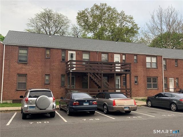 63 Mencel Circle C, Bridgeport, CT 06610