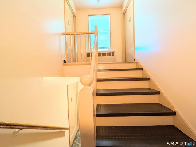 63 Mencel Circle C, Bridgeport, CT 06610