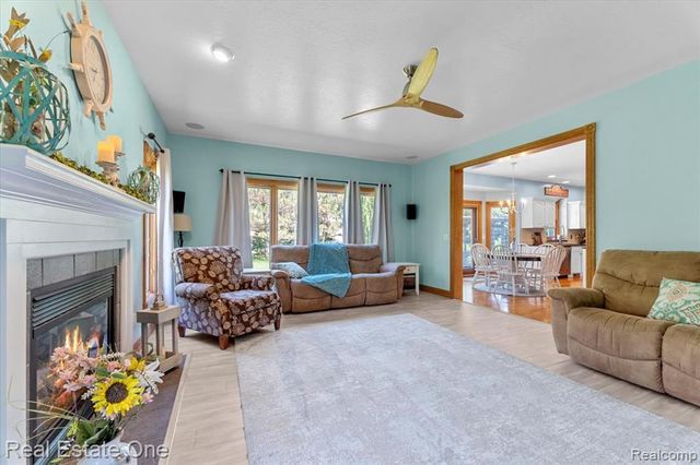 4261 Brest Road, Newport, MI 48166