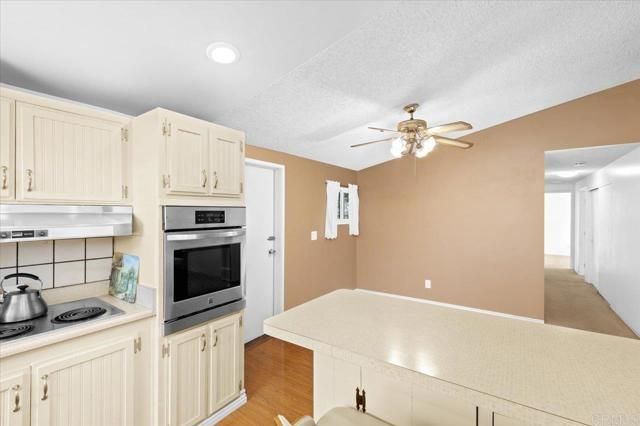 2735 Mission Village Dr, San Diego, CA 92123