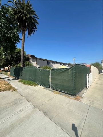 2310 N Catalina Street, Burbank, CA 91504