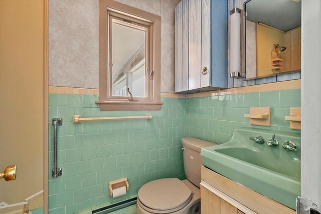 21 Esbjurn Dr, Rehoboth, MA 02769