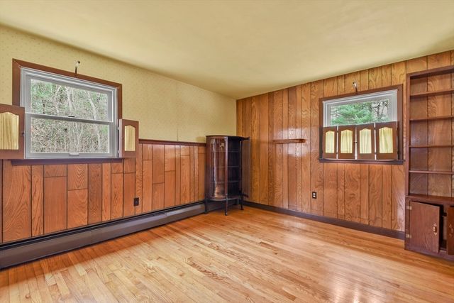 21 Esbjurn Dr, Rehoboth, MA 02769