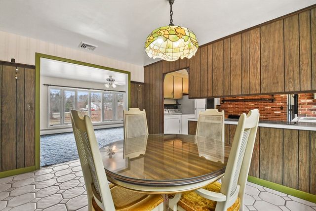 21 Esbjurn Dr, Rehoboth, MA 02769
