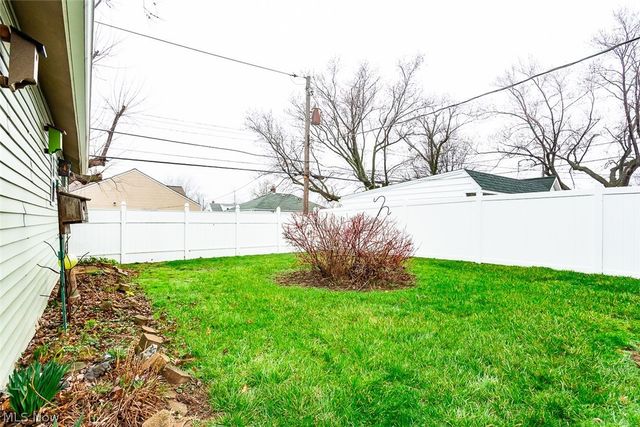 28855 Hazel Avenue, Wickliffe, OH 44092