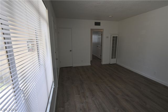 378 North 13th Street 378, Las Vegas, NV 89101