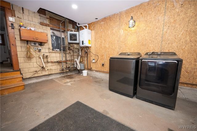 322 Kennedy Avenue, Evans, NY 14006