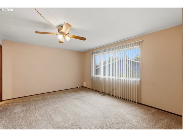 2162 Se KELLY Ave, Gresham, OR 97080