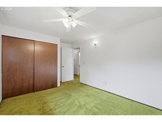 2162 Se KELLY Ave, Gresham, OR 97080