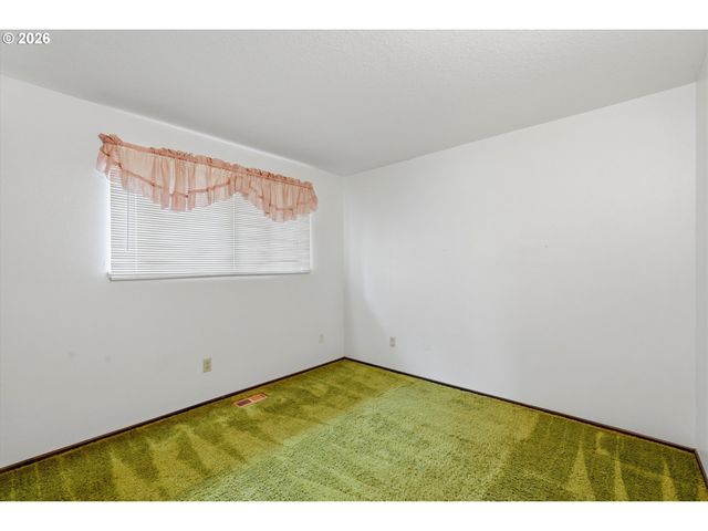 2162 Se KELLY Ave, Gresham, OR 97080