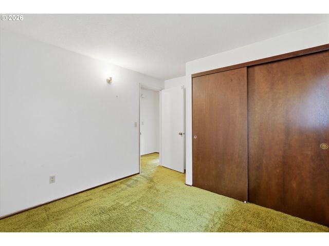 2162 Se KELLY Ave, Gresham, OR 97080