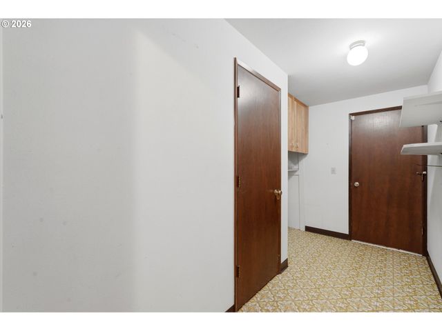 2162 Se KELLY Ave, Gresham, OR 97080