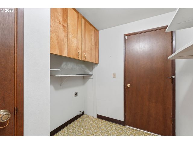 2162 Se KELLY Ave, Gresham, OR 97080