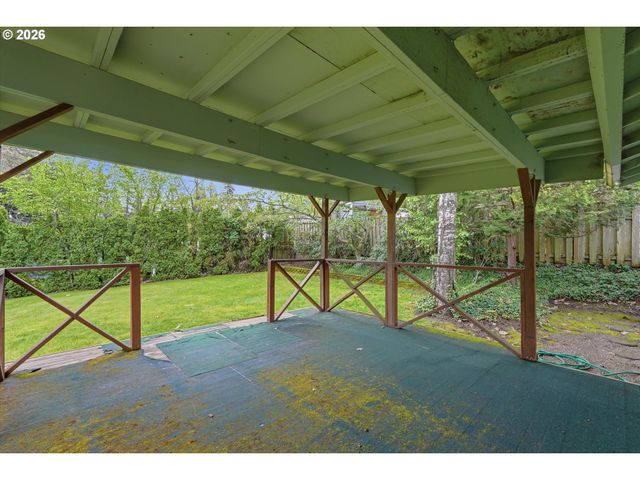 2162 Se KELLY Ave, Gresham, OR 97080