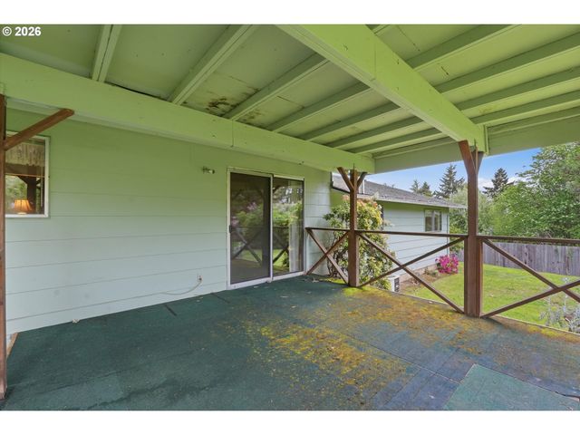 2162 Se KELLY Ave, Gresham, OR 97080