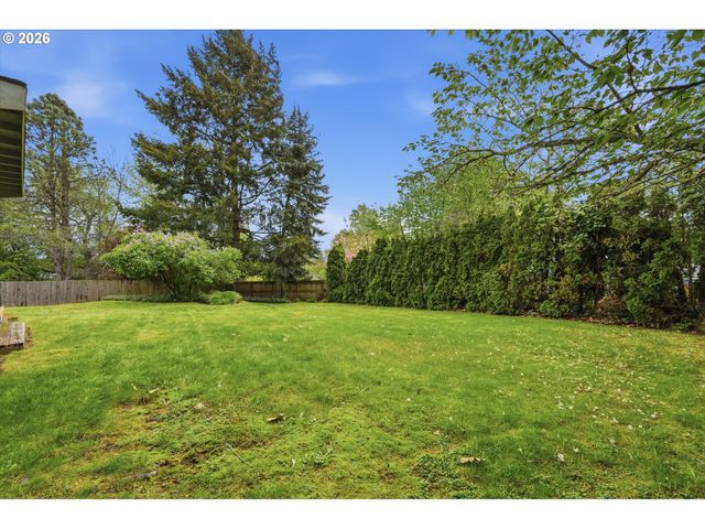 2162 Se KELLY Ave, Gresham, OR 97080