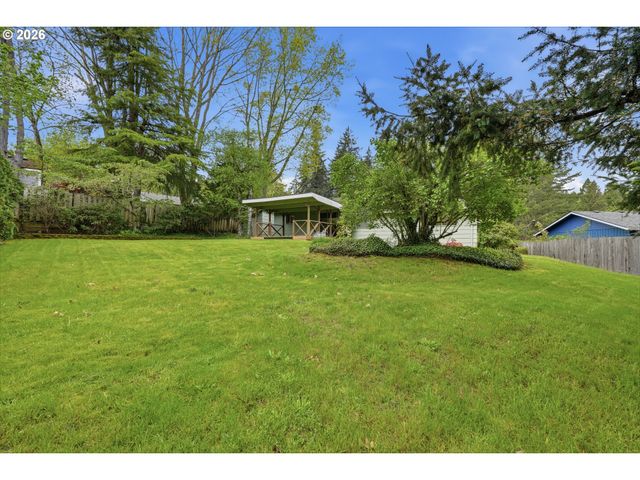 2162 Se KELLY Ave, Gresham, OR 97080