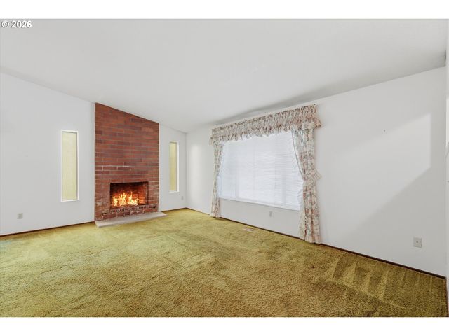 2162 Se KELLY Ave, Gresham, OR 97080