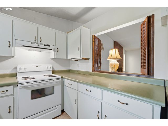 2162 Se KELLY Ave, Gresham, OR 97080