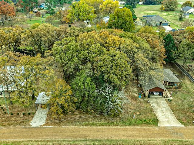 116 Seis Hombres, Trinidad, TX 75163