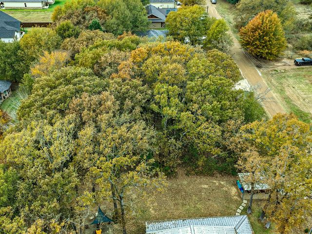 116 Seis Hombres, Trinidad, TX 75163