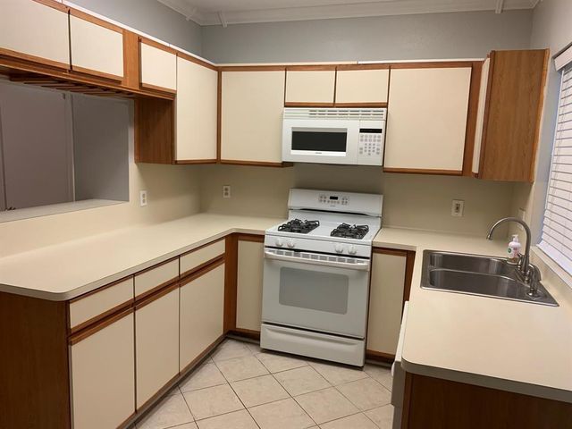 2910 Grants Lake Boulevard 1304, Sugar Land, TX 77479