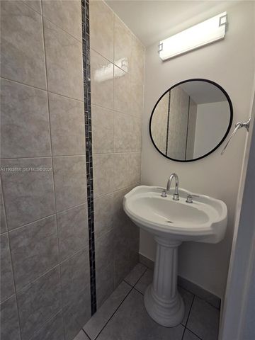 2821 N Miami Beach Boulevard 5O, North Miami Beach, FL 33160