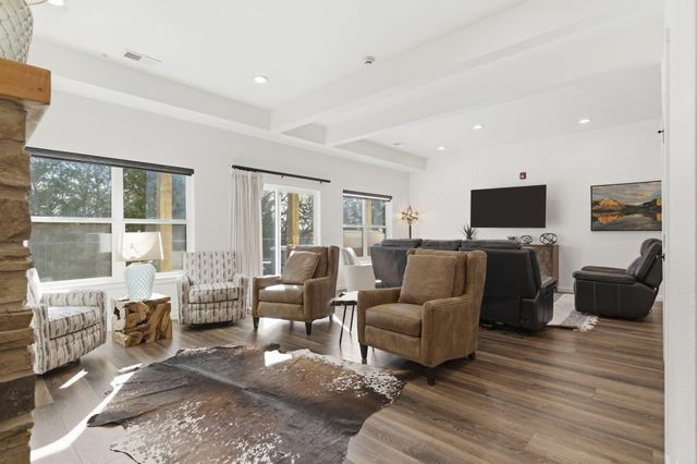 395 Majestic Drive, Branson, MO 65616