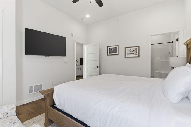 395 Majestic Drive, Branson, MO 65616