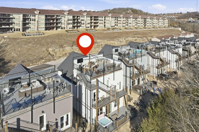 395 Majestic Drive, Branson, MO 65616