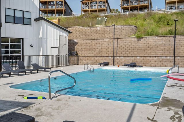 395 Majestic Drive, Branson, MO 65616