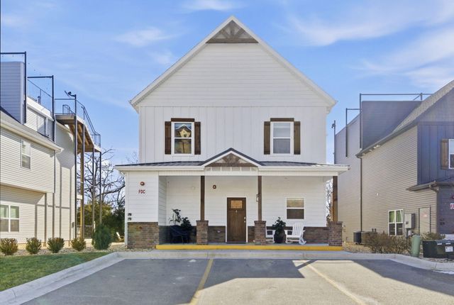 395 Majestic Drive, Branson, MO 65616