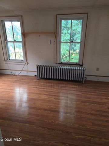 106 Chestnut Street, Albany, NY 12210