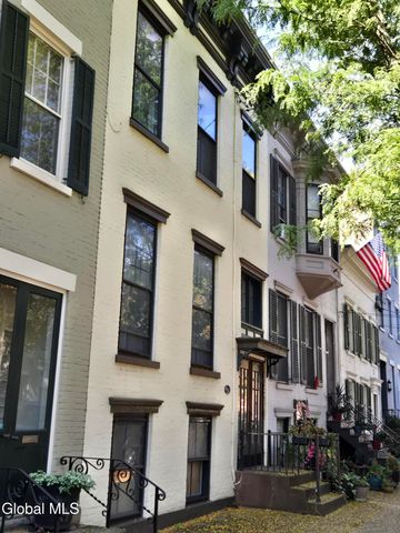 106 Chestnut Street, Albany, NY 12210