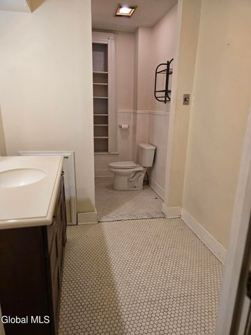 106 Chestnut Street, Albany, NY 12210