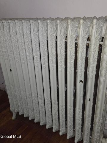 106 Chestnut Street, Albany, NY 12210