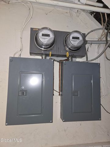 106 Chestnut Street, Albany, NY 12210