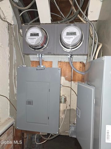 106 Chestnut Street, Albany, NY 12210