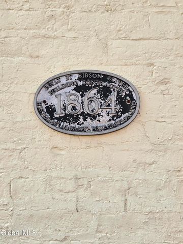 106 Chestnut Street, Albany, NY 12210