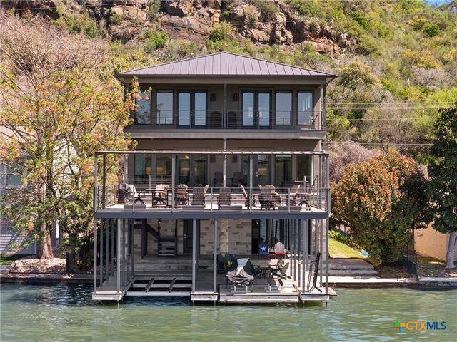 926 Scenic Loop, Kingsland, TX 78639