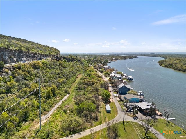 926 Scenic Loop, Kingsland, TX 78639
