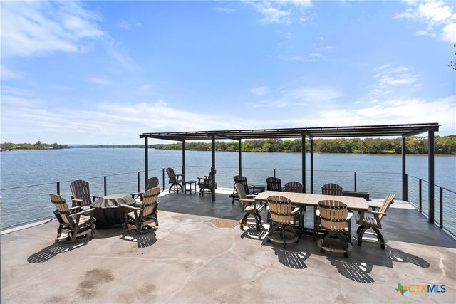 926 Scenic Loop, Kingsland, TX 78639