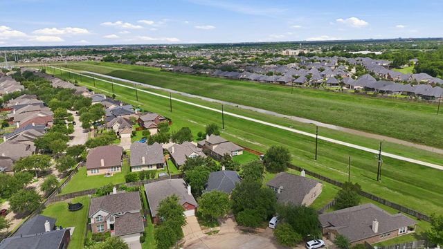 6343 Bain Drive, Missouri City, TX 77459