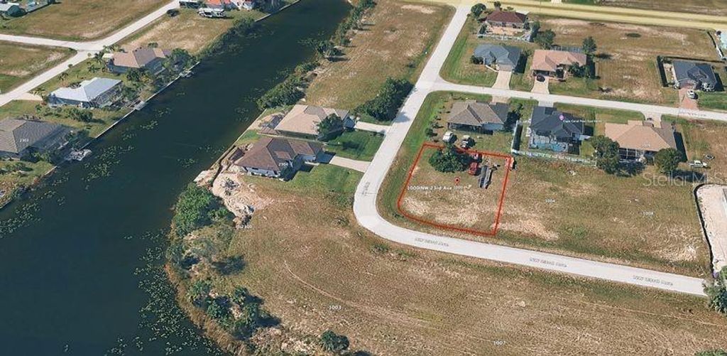 33 NW 15TH TERRACE, Cape Coral, FL 33993