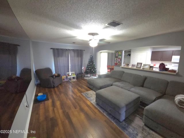 3460 ALEC Drive, Middleburg, FL 32068