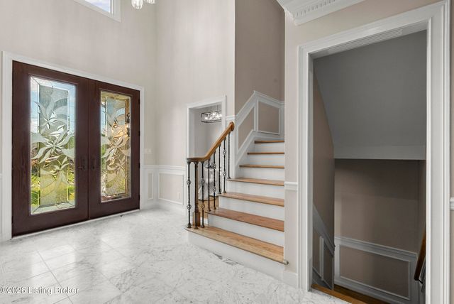 7801 Saint Anthony Woods Ct, Louisville, KY 40214