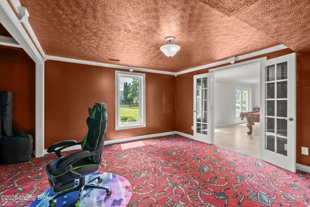 7801 Saint Anthony Woods Ct, Louisville, KY 40214