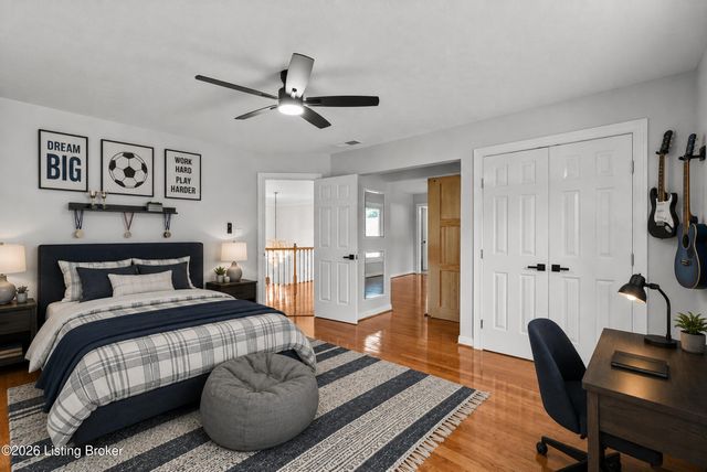 7801 Saint Anthony Woods Ct, Louisville, KY 40214