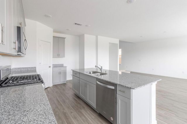 1052 Greenshank Drive, Katy, TX 77493